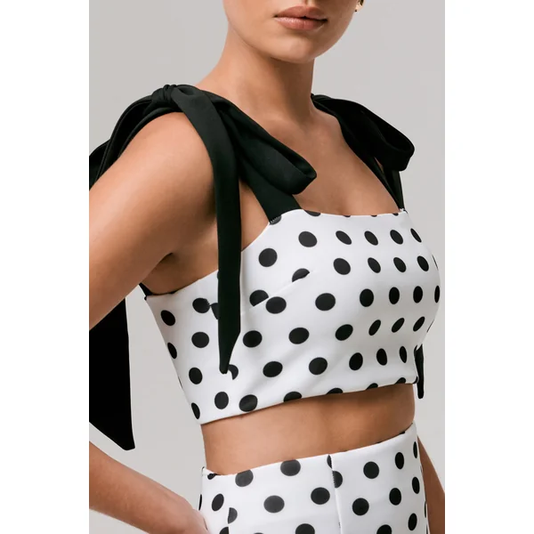 Phoebe | Crop top à pois noirs et blancs avec bretelles à nouer