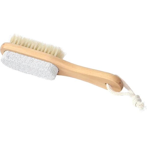 Pierre ponce et brosse pied bois