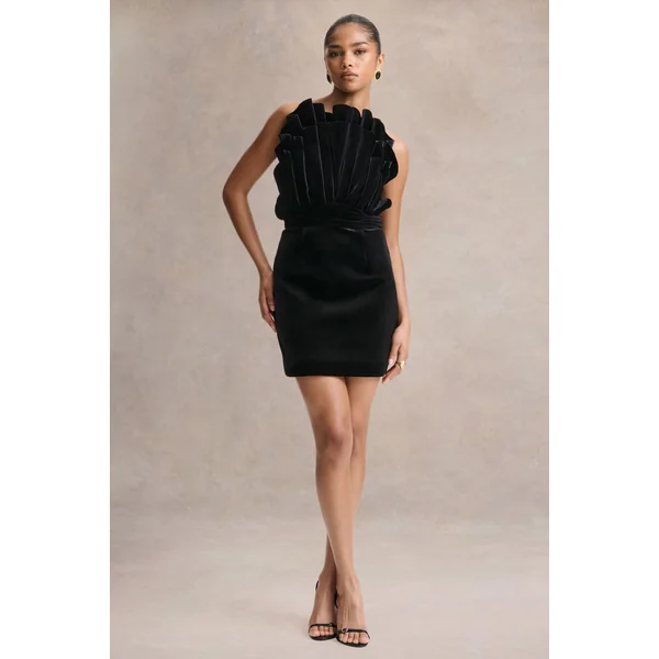 Polly | Mini-robe noire en velours à encolure asymétrique à volants