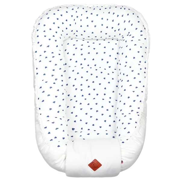 Quilted reversible baby nest cocoon, Lovio