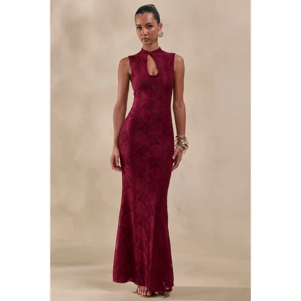 Ravissa | Robe Longue Bordeaux en Dentelle à Col Montant