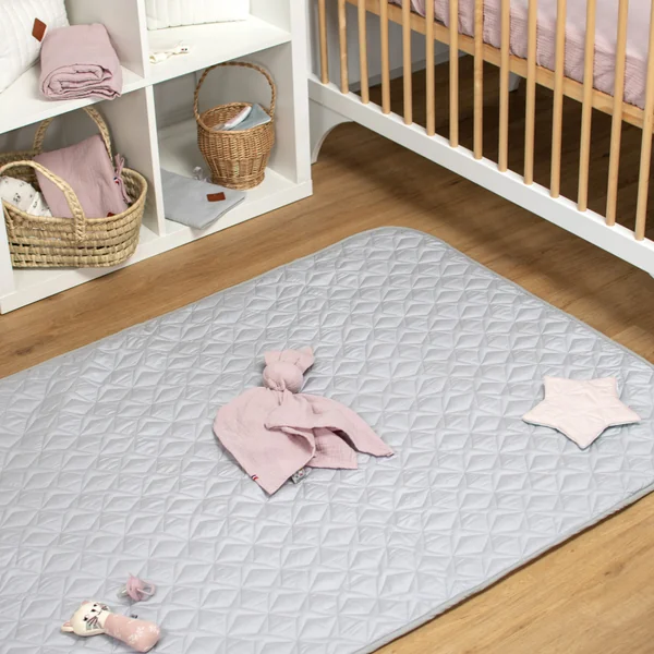 Reversible playpen and baby play mat