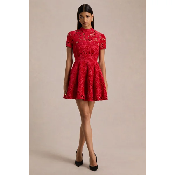 Roam | Mini-robe en dentelle rouge à col montant