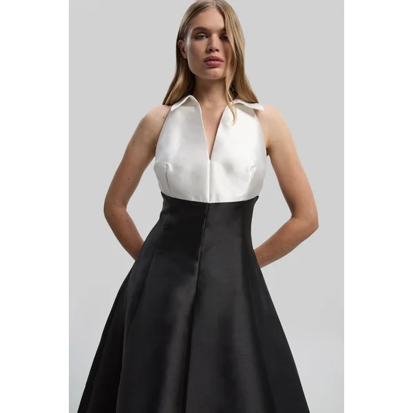 Robe Chemise Petite en Sergé à Contraste Smoking Ajustée avec Jupe Évasée
