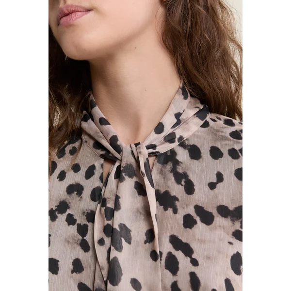 Robe courte à motifs