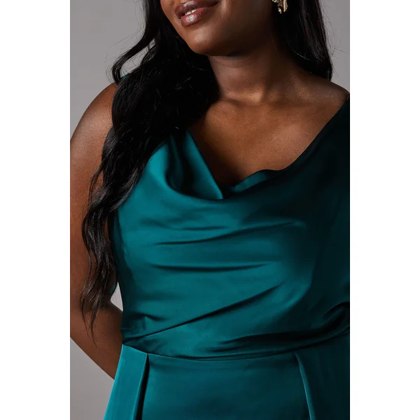 Robe de Demoiselle d'Honneur Grande Taille Col Drapé Coupe Évasée en Satin
