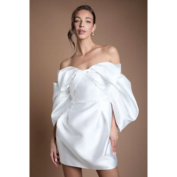 Robe De Mariée Courte En Sergé À Corset Et Manches Volumineuses