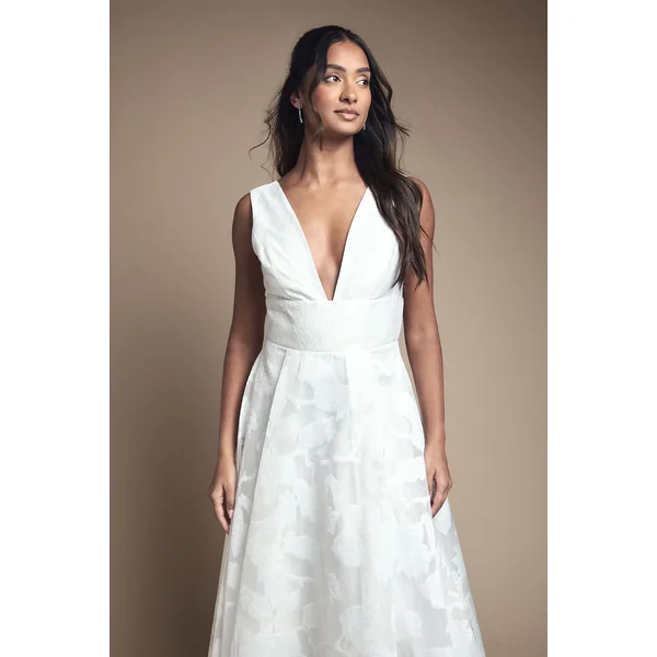 Robe de Mariée Mi-Longue Jacquard à Décolleté Plongeant