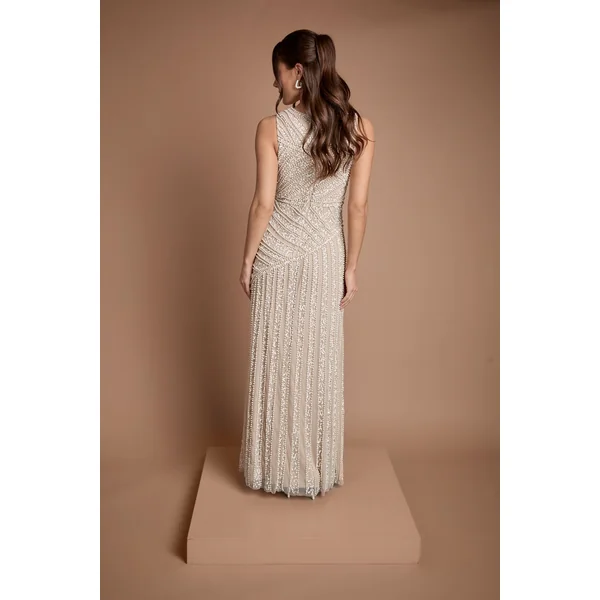 Robe De Mariée À Encolure Ras-du-cou Avec Perles Linéaires