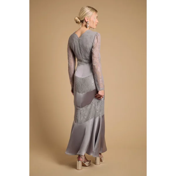 Robe Longue Col V Mélange Satin Dentelle
