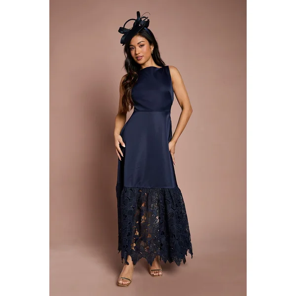 Robe Longue Satinée Structurée à Ourlet en Dentelle Petite Taille