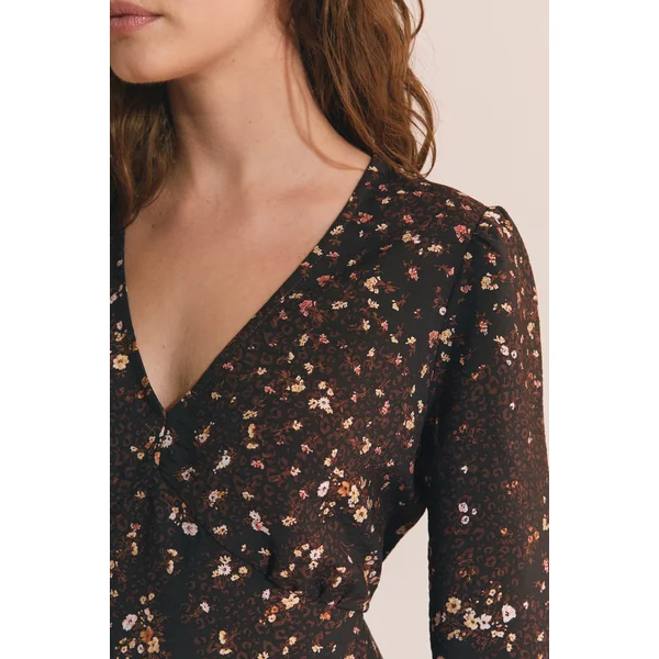 Robe longue à motif fleuri