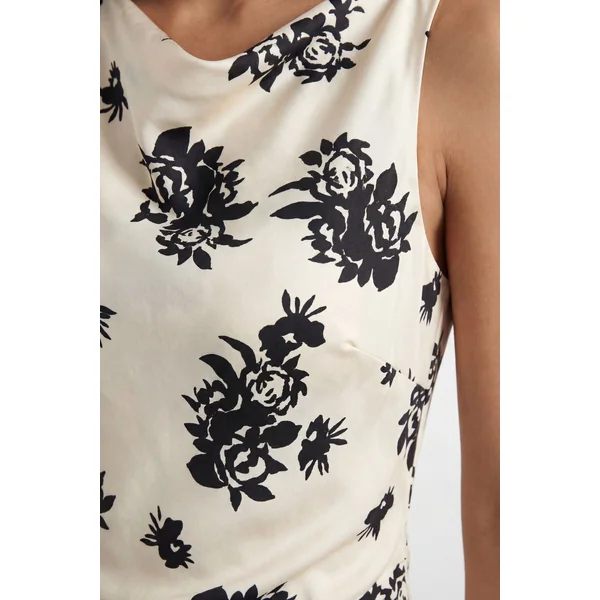 Robe Maxi Biais À Imprimé Fleuri Petite Avec Col Nageur Et Détails De Coutures