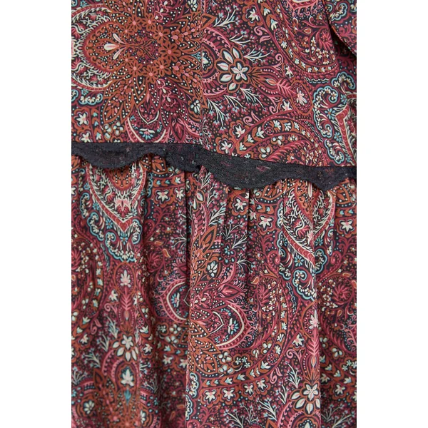 Robe Maxi Bohème Imprimée à Détail Cape et Finitions Dentelle