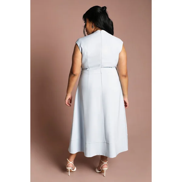 Robe Midi En Crêpe Ceinturée Grande Taille