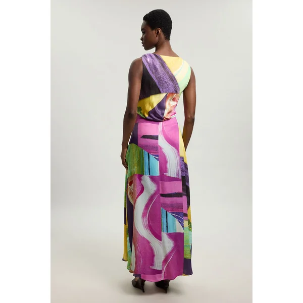 Robe Midi En Viscose Satinée À Imprimé Abstrait Rose Avec Détail D'épaule Torsadé Petite