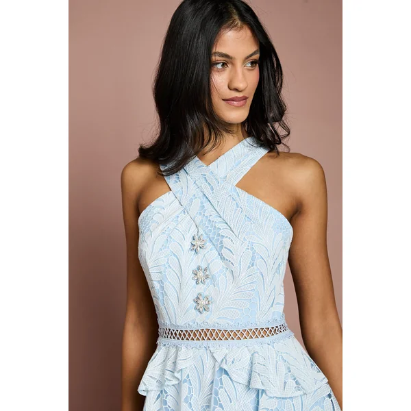 Robe Midi Petite À Col Licou Croisé Avec Détails De Dentelle Étagée Et Boutons