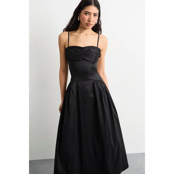 Robe Midi à Taille Basse et Buste Froncé