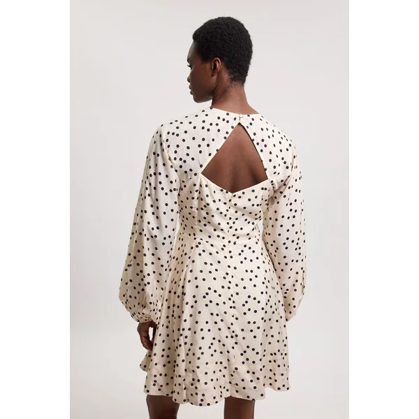 Robe Mini Tissée À Pois Avec Appliqués Et Épaules Dénudées