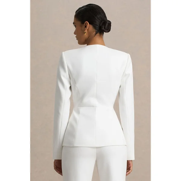 Rosalina | Blazer blanc à coupe tailleur et décolleté plongeant extrême
