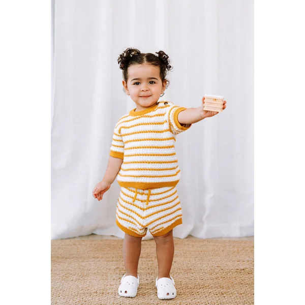 ROSE & LÉO - Petit outfit tricot - bouton d'or