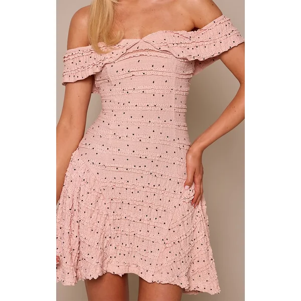 Rose Tendre Robe Droite Bardot À Pois Texturée