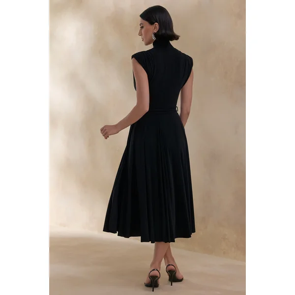 Roselena | Robe mi-longue noire à encolure haute