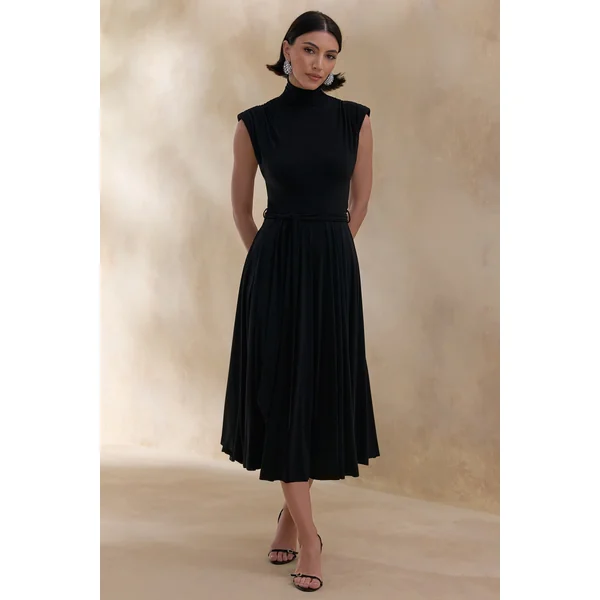 Roselena | Robe mi-longue noire à encolure haute