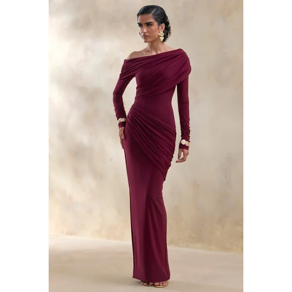 Rosirene | Robe longue bordeaux à encolure asymétrique avec détails drapés