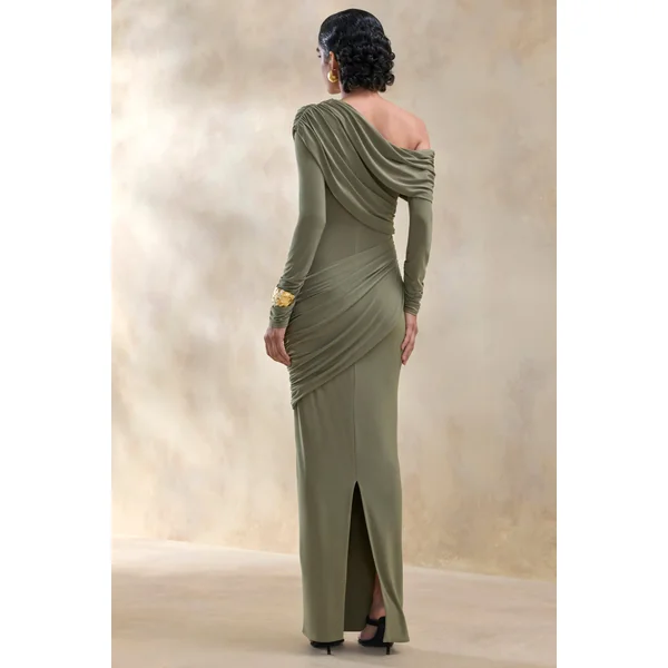 Rosirene | Robe longue olive à décolleté asymétrique avec détails drapés