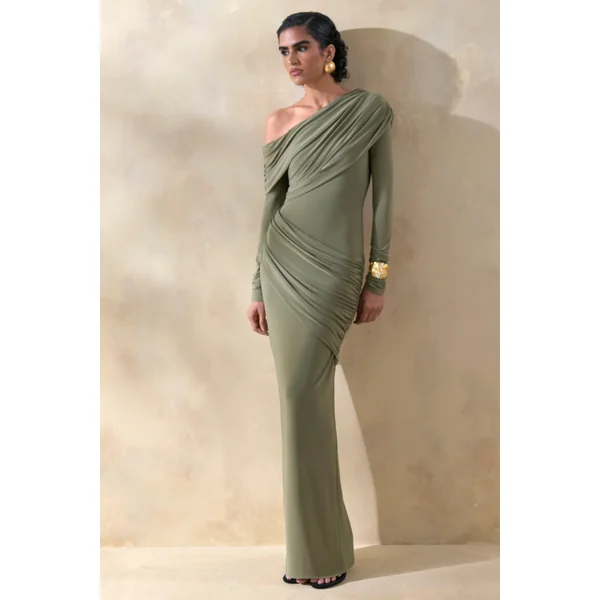 Rosirene | Robe longue olive à décolleté asymétrique avec détails drapés