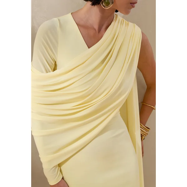 Rubelle | Robe longue citron à encolure asymétrique avec détails drapés
