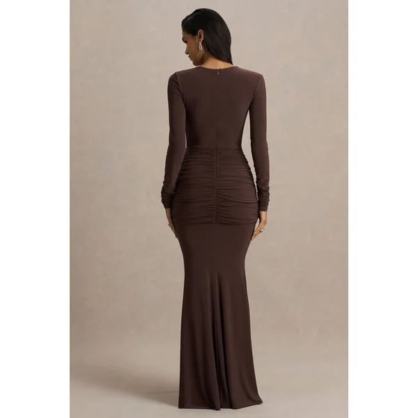 Saffie | Robe longue chocolat portefeuille à décolleté plongeant extrême manches longues et détails froncés