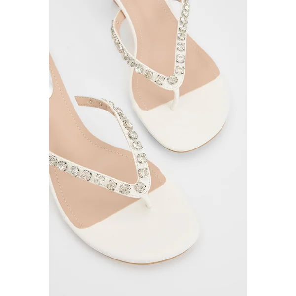 Sandales À Talon Narla En Synthétiquecuir Avec Détail Strass Entre-doigts