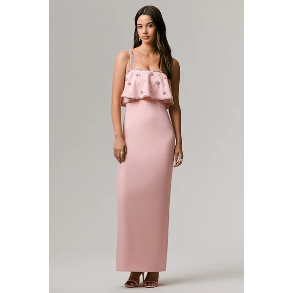 Scarlet | Robe longue rose pâle à décolleté carré ornée