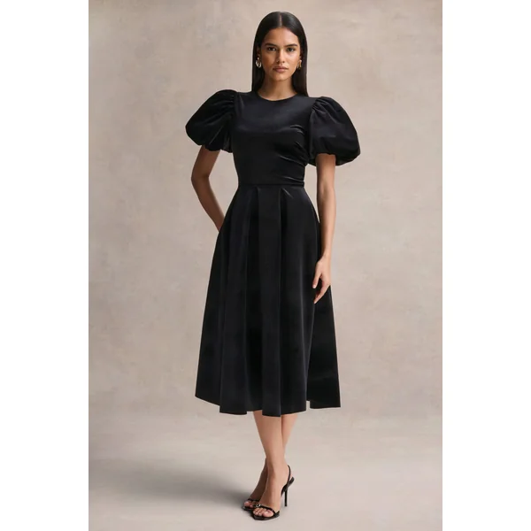 Seraphic | robe mi-longue noire en velours avec manches bouffantes