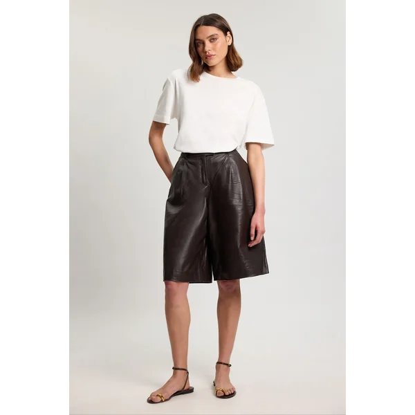 Short City En Cuir