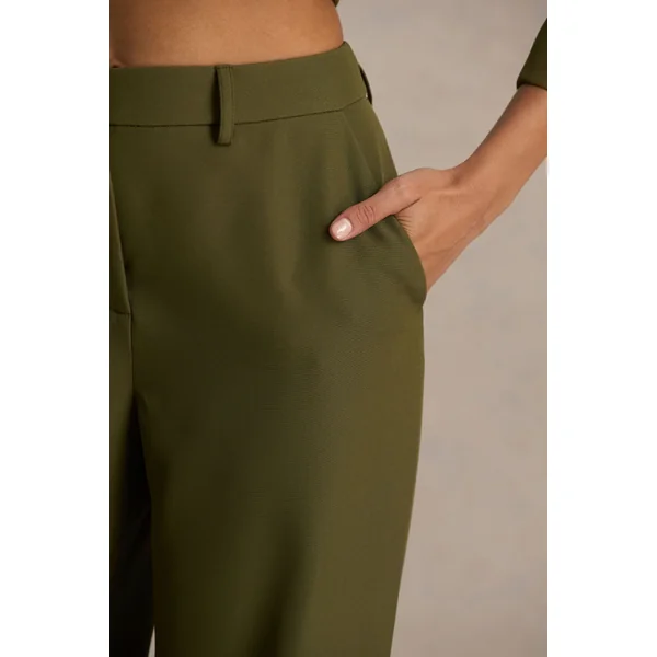 Silvia | Pantalon vert olive à jambes droites