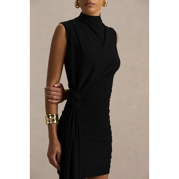Sorenna | Mini-robe noire à col montant avec effet portefeuille et ceinture fluide