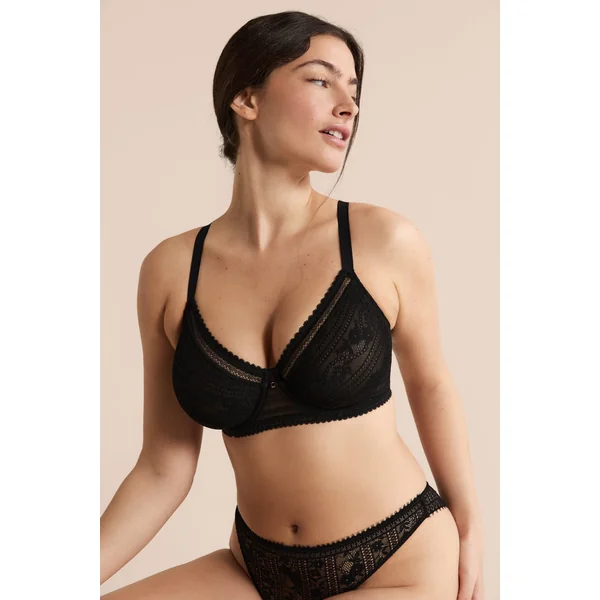 Soutien-gorge minimizer