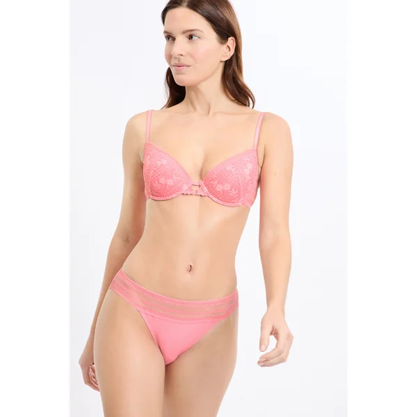 Soutien-gorge N.4 - Le coques fines en dentelle