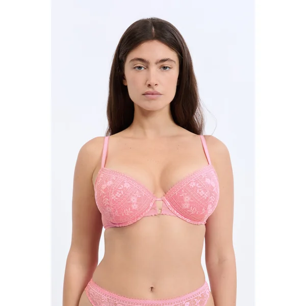 Soutien-gorge N.4 - Le coques fines en dentelle