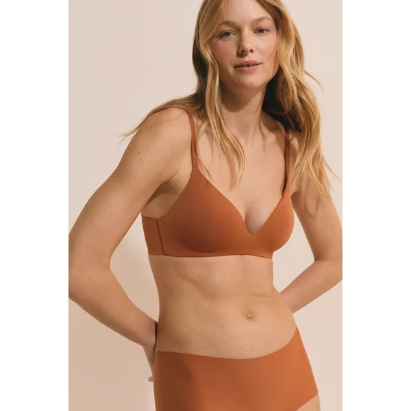 Soutien-gorge triangle sans armature en microfibre