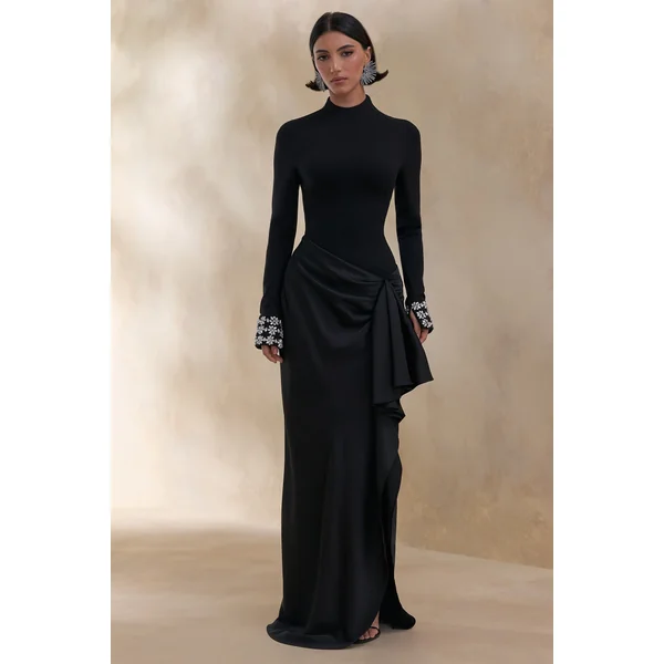 Starred | Robe longue noire à col montant avec jupe portefeuille en satin et poignets ornés