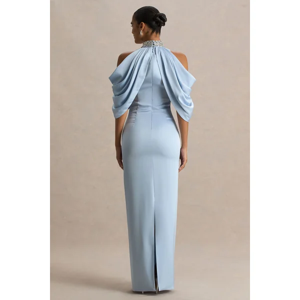 Sulliana | Robe longue bleu poudré en satin à encolure haute ornée avec manches cape