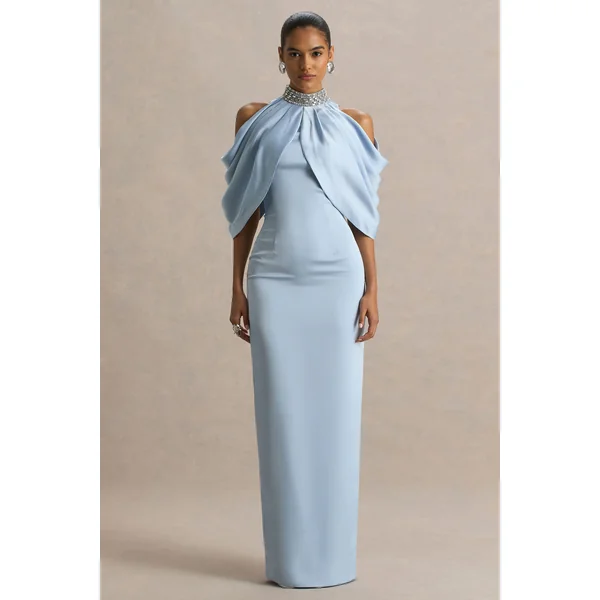 Sulliana | Robe longue bleu poudré en satin à encolure haute ornée avec manches cape