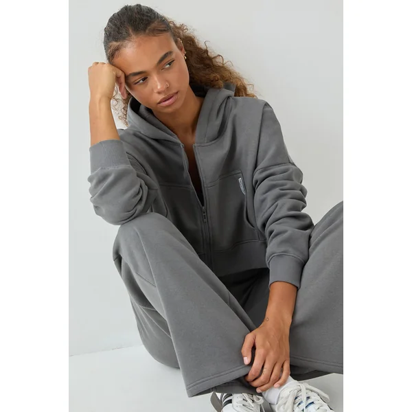 Sweat à Casynthétiqueche Court Boxy DSGN Studio