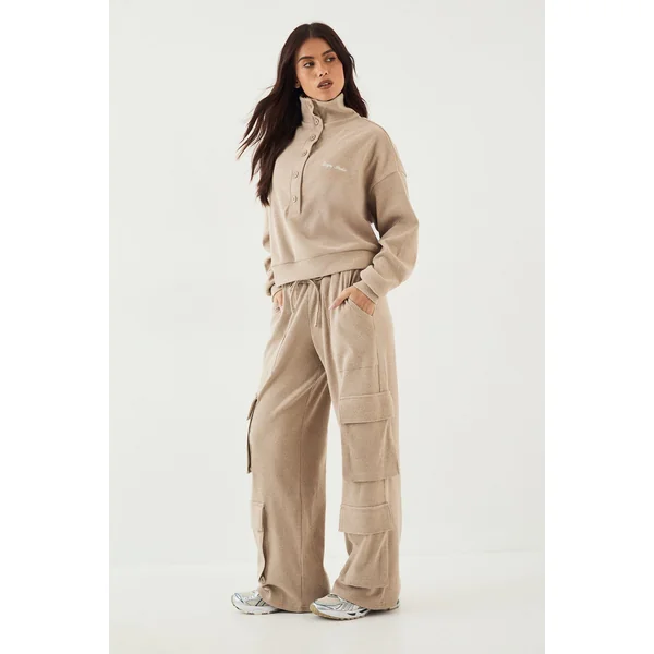 Sweatshirt DSGN Studio à Côtes Brossées avec Détail Boutons