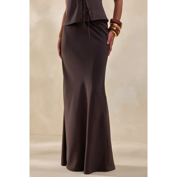 Sybella | Jupe longue en satin marron foncé