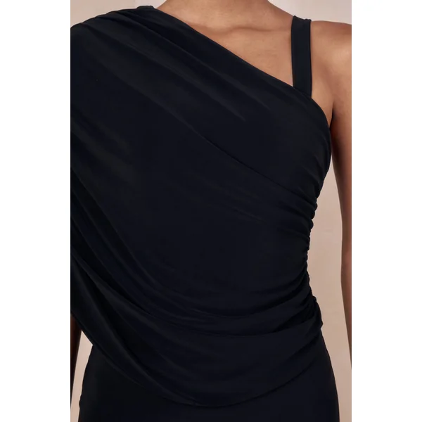 Sylvie | Robe longue noire à encolure asymétrique